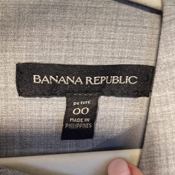 Banana Republic Fit & Flare Midi Ruffle Wool Dress petite - Picture 2 of 6